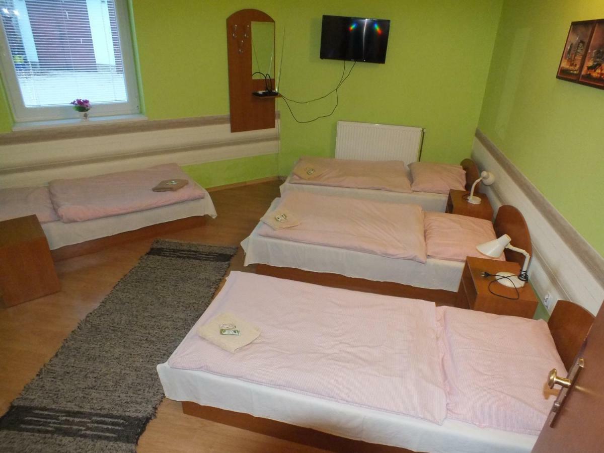 Fan Fan Penzion Rožňava 外观 照片